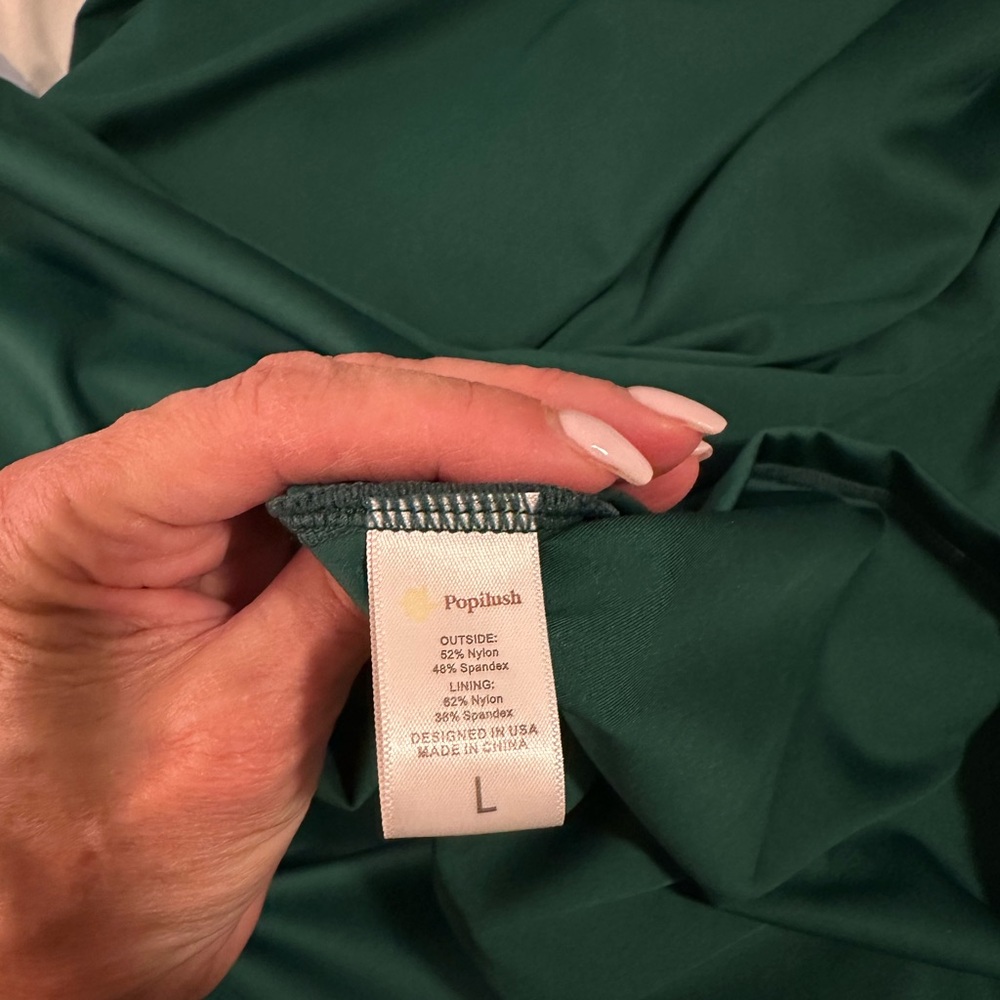 Elegant Green Women's Dress - Picture 4 of 13